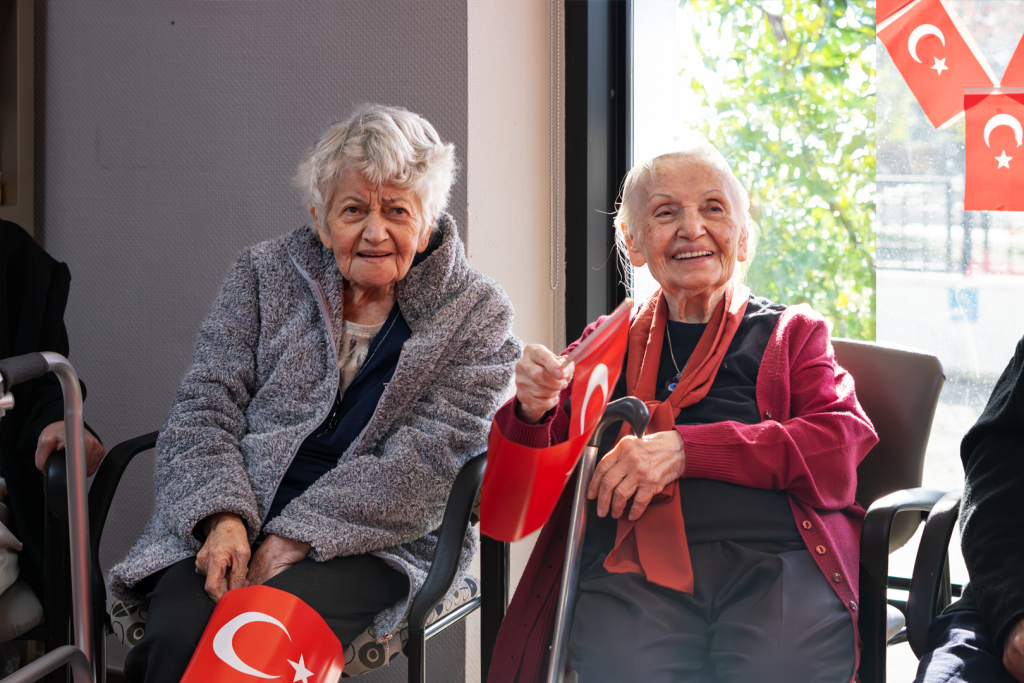 altincati-yildiz-huzurevi