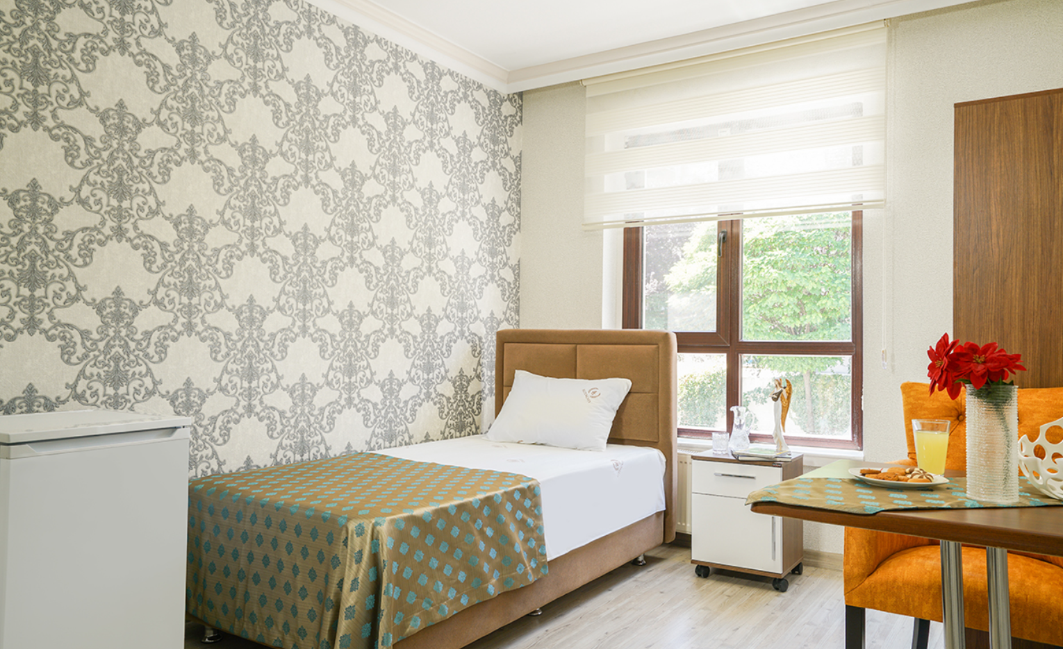 altincati-tek-kisilik-odali-huzurevi-fotograflari