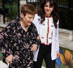 huzurevinde-yasli-bakimi-ankara